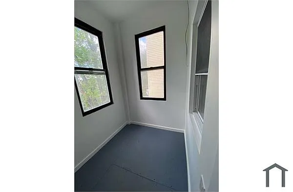 Building Photo - 25 Riverview Pl #3N