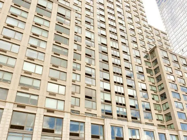 100 Riverside Boulevard image 12 of 20