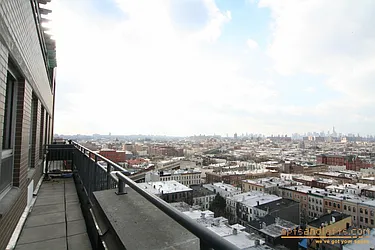 Rented by aptsandlofts.com