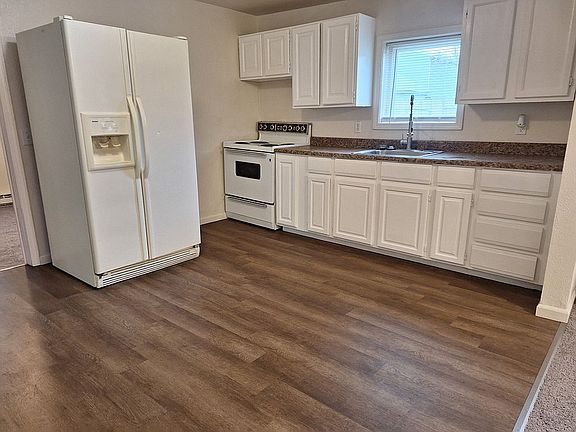 3rd image of 3212 6th Ave S