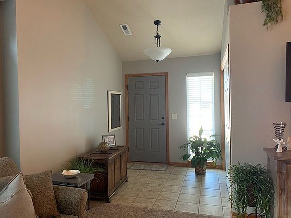 3rd image of 5801 Brendon Ln