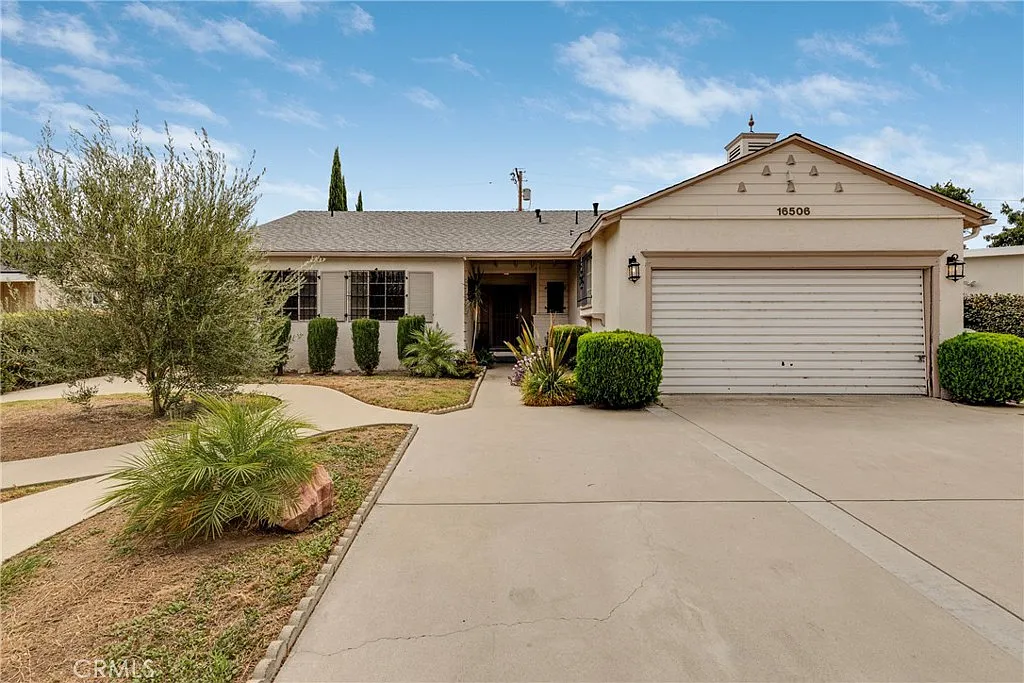 4 bed, 1613 sqft, $4,500 — Photo 1