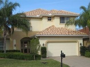6917 Bent Grass Dr, Naples, FL 34113