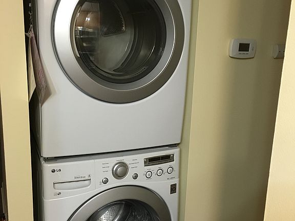 3rd image of 3854 S Parkway Dr APT 1E