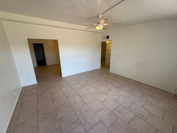 3rd image of 3839 W Hazelwood St #5