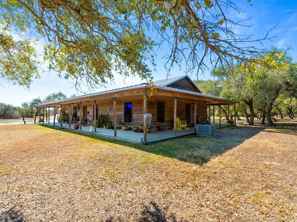 17 Bee Tree Cir, Rockport, TX 78382