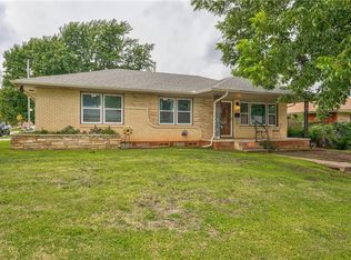 2601 Robin Rd, Midwest City, OK 73110