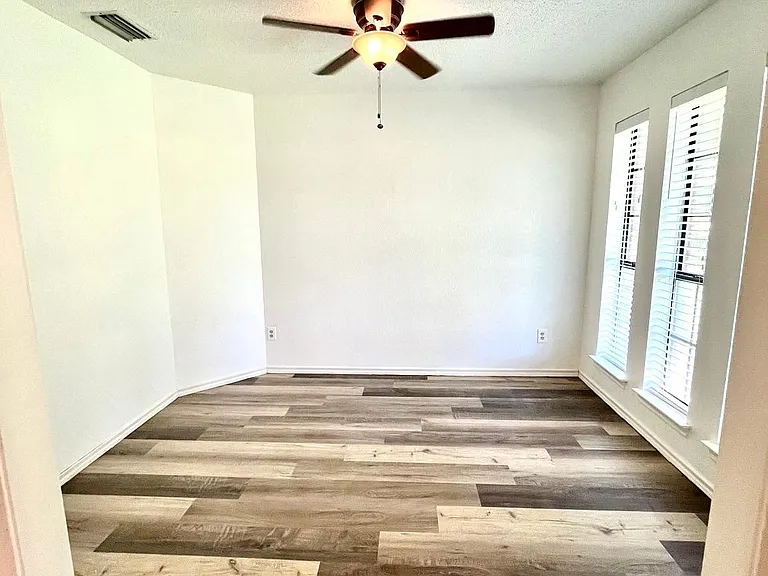 8220 Willow Creek Dr — Photo 8