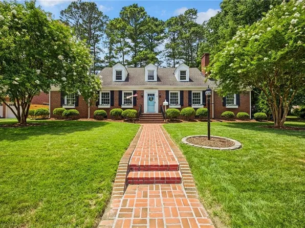 519 Jones St, Suffolk, VA 23434