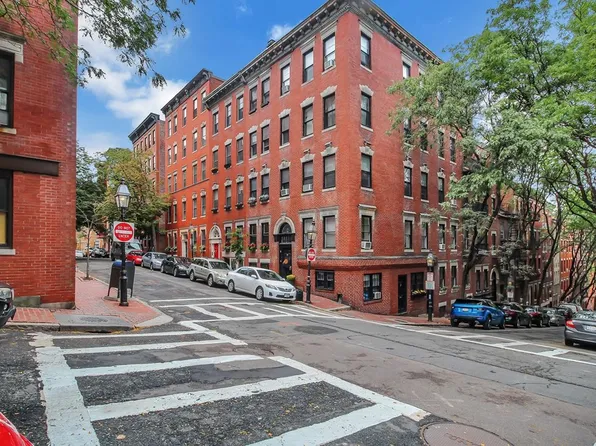 19 Revere St APT 6, Boston, MA 02114