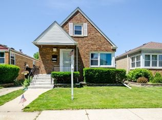 6340 N Karlov Ave, Chicago, IL 60646