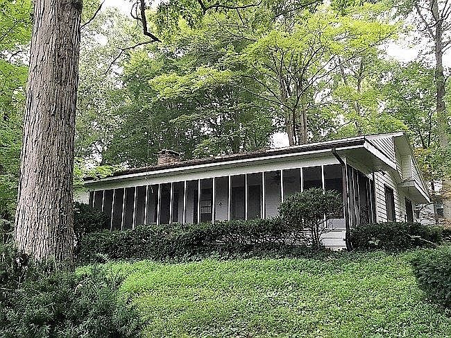1st image of 42 Close Ln