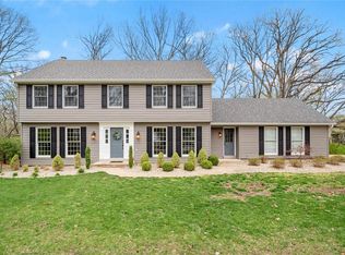 1852 Horsham Cir, Chesterfield, MO 63005