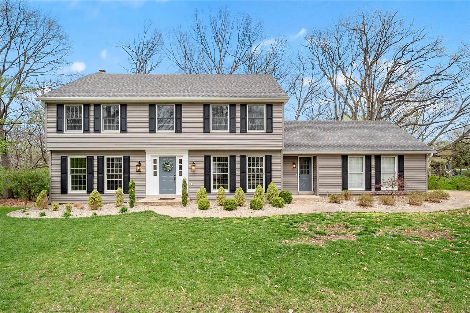 1852 Horsham Cir photo 1