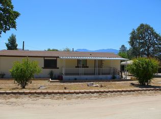 8 Quail Ln, Wofford Heights, CA 93285