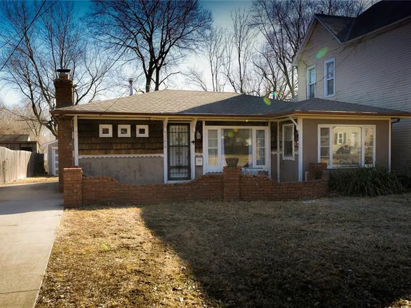 1013 S Emery St, Independence, MO 64050