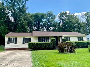 519 Benning Rd, Jackson, MS 39206