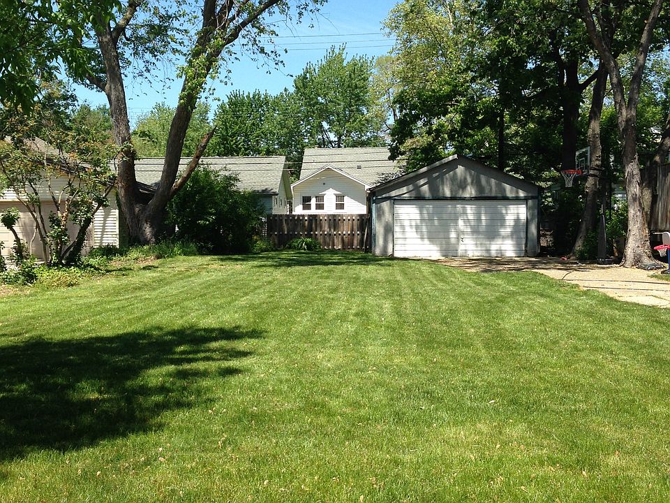 1st image of 420 W Harrison Ave