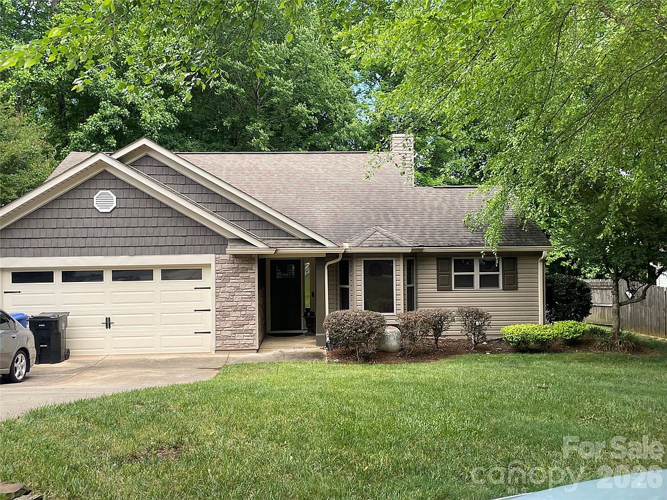 1st image of 529 Lisa Carol Dr