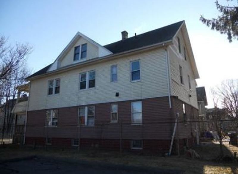 2nd image of 94-96 Sherman St