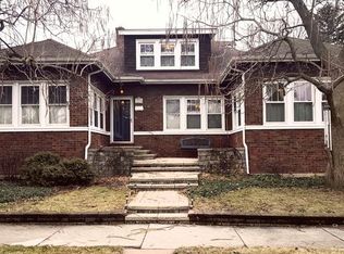 1712 Ash St, Des Plaines, IL 60018