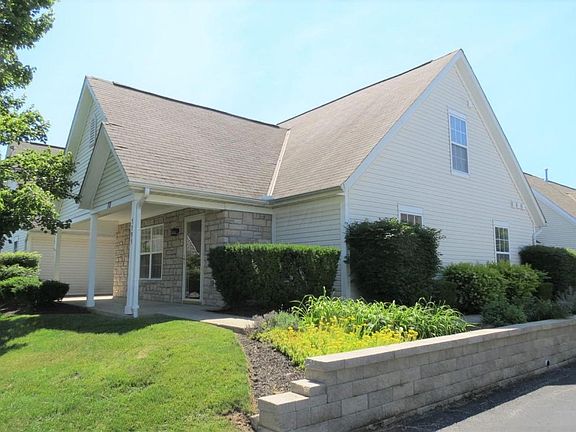 3rd image of 7795 Meadowlark Ln S
