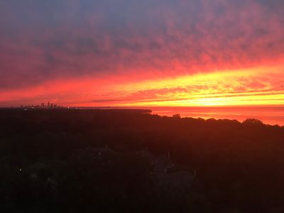 1 Bratenahl Pl APT 1504, Bratenahl, OH, 44108