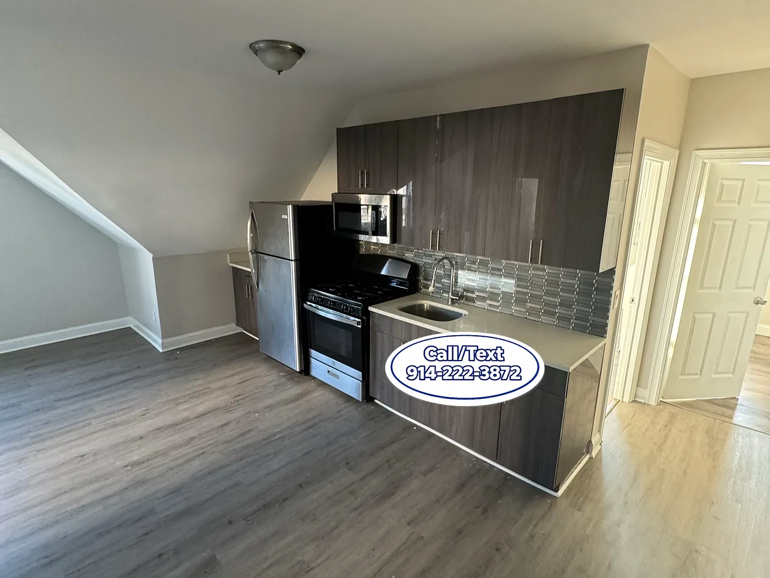 3 bed, $3,000 — Photo 1