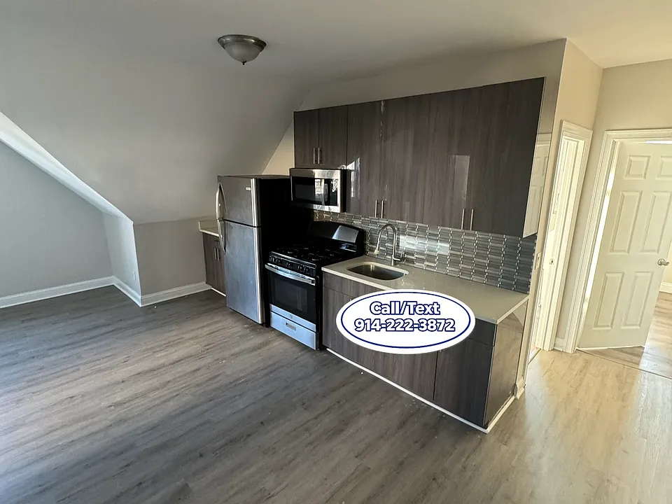 142 Buena Vista Ave #3