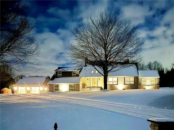 109 Joshua Dr, Harmony, PA 16037