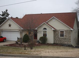 1900 Saratoga Blvd, Jefferson City, MO 65109