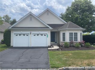 4060 Pine Hurst Dr, Northampton, PA 18067