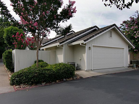 4th image of 425 Pemberton Ln