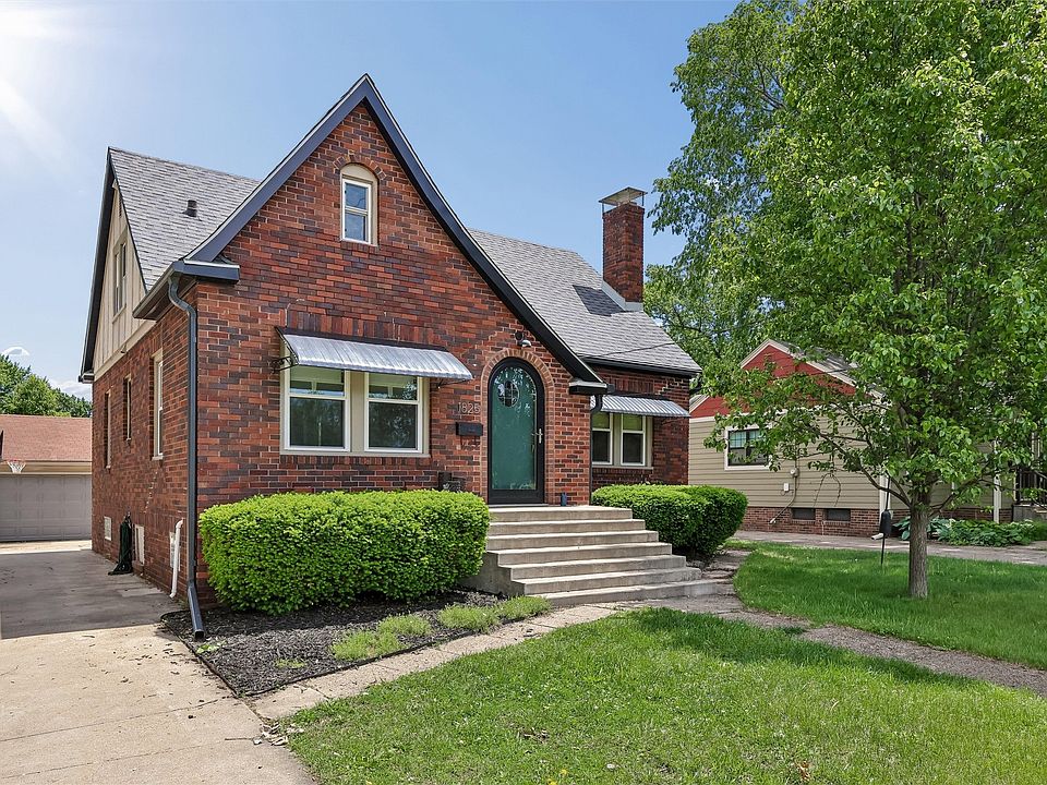 1st image of 1825 48th St