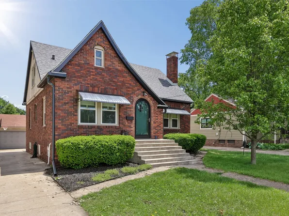 1825 48th St, Des Moines, IA 50310