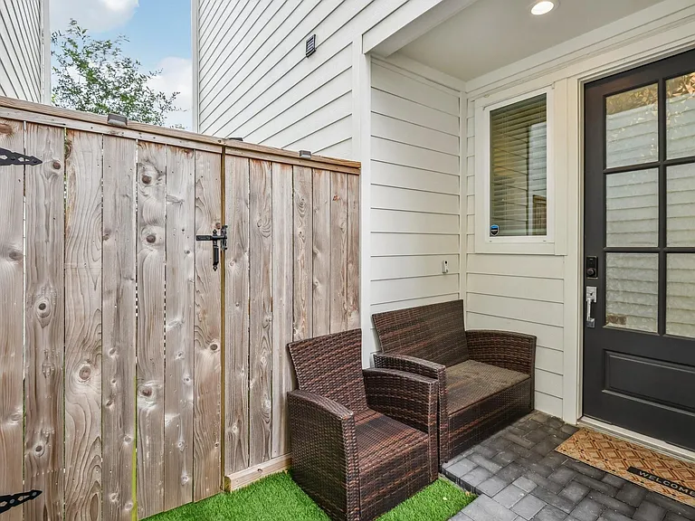 6314 Chelsea Falls Ln — Photo 27