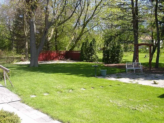 5642 S 106th St — Photo 3