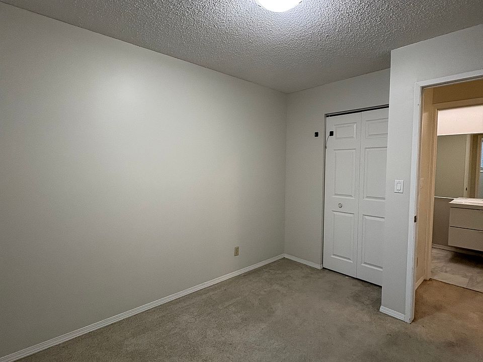 1st image of 170 Grassie Blvd #3
