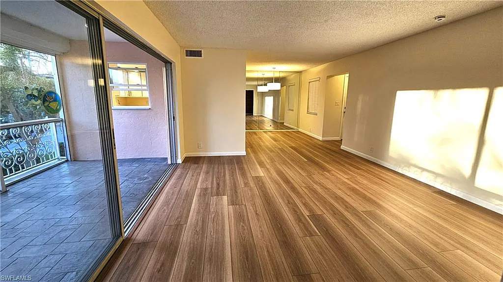 2 bed, 2.0 bath, 1300 sqft, $3,700 — Photo 1