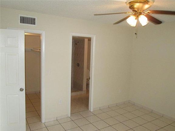 4th image of 10000 NW 80th Ct APT 2309