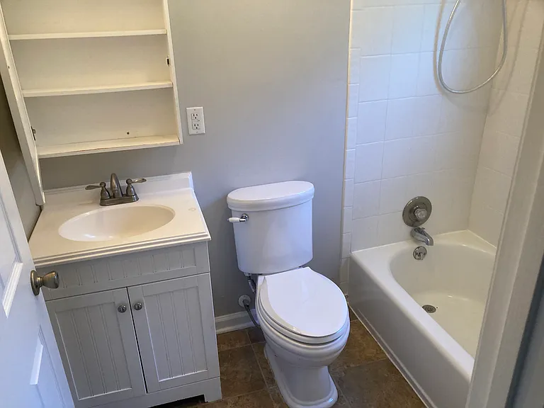 11160 Hughlan Dr — Photo 17