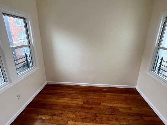 4th image of 90 Saint Andrews Pl APT 3A