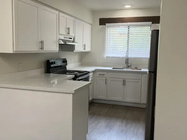 1040 E Knox Dr #1040, Tucson, AZ 85719