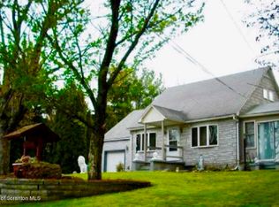 85 Belmont St, Waymart, PA 18472