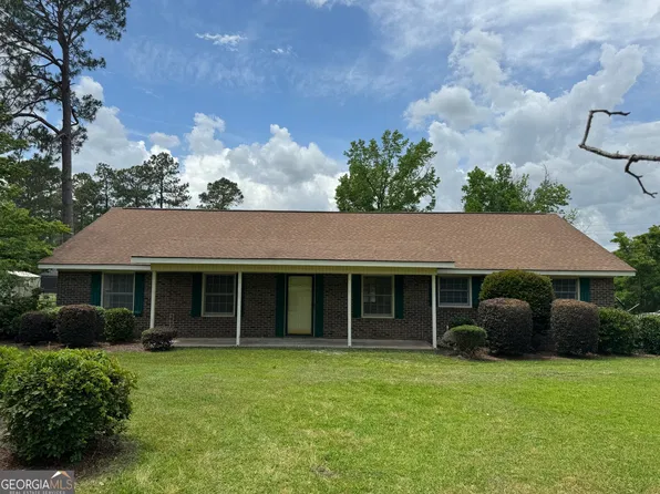 201 Lee Dr, Statesboro, GA 30461