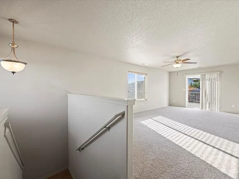 416 Rose St — Photo 12