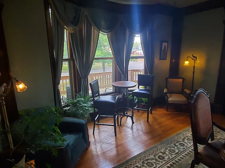 308 Pewabic St #13 — Photo 14