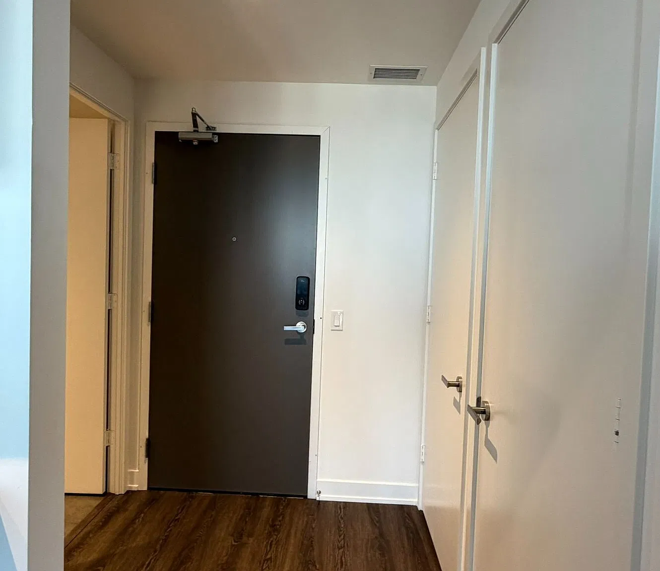 2 bed, $2,450 — Photo 3