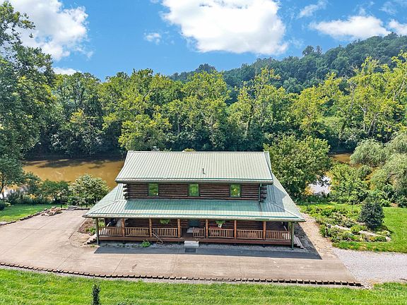2nd image of 2197 Elklick Rd