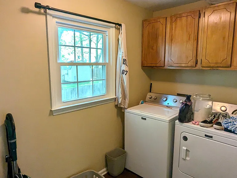 98 New Castle Rd — Photo 12
